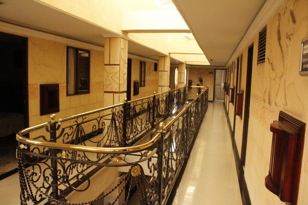 Motel Piramides De Cristal ボゴタ エクステリア 写真