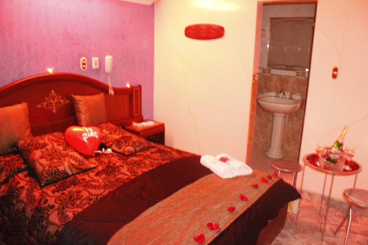 Motel Piramides De Cristal ボゴタ エクステリア 写真